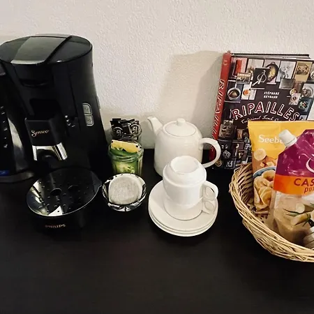 Apartment Bel Cosy Dans Avec Piscine 5 Minutes *