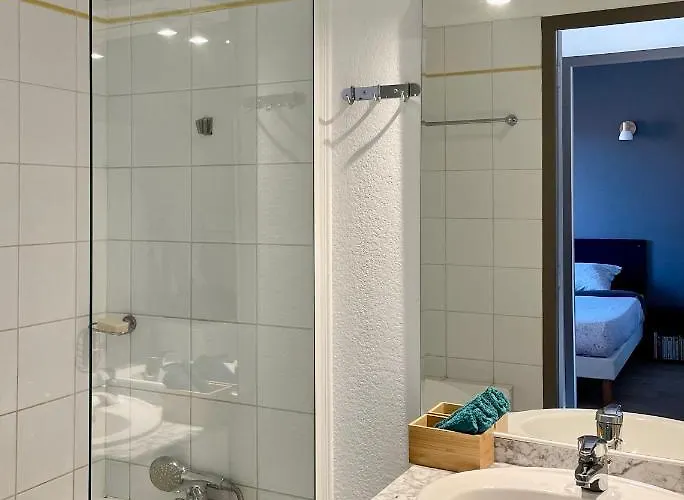 Bel Cosy Dans Avec Piscine 5 Minutes *